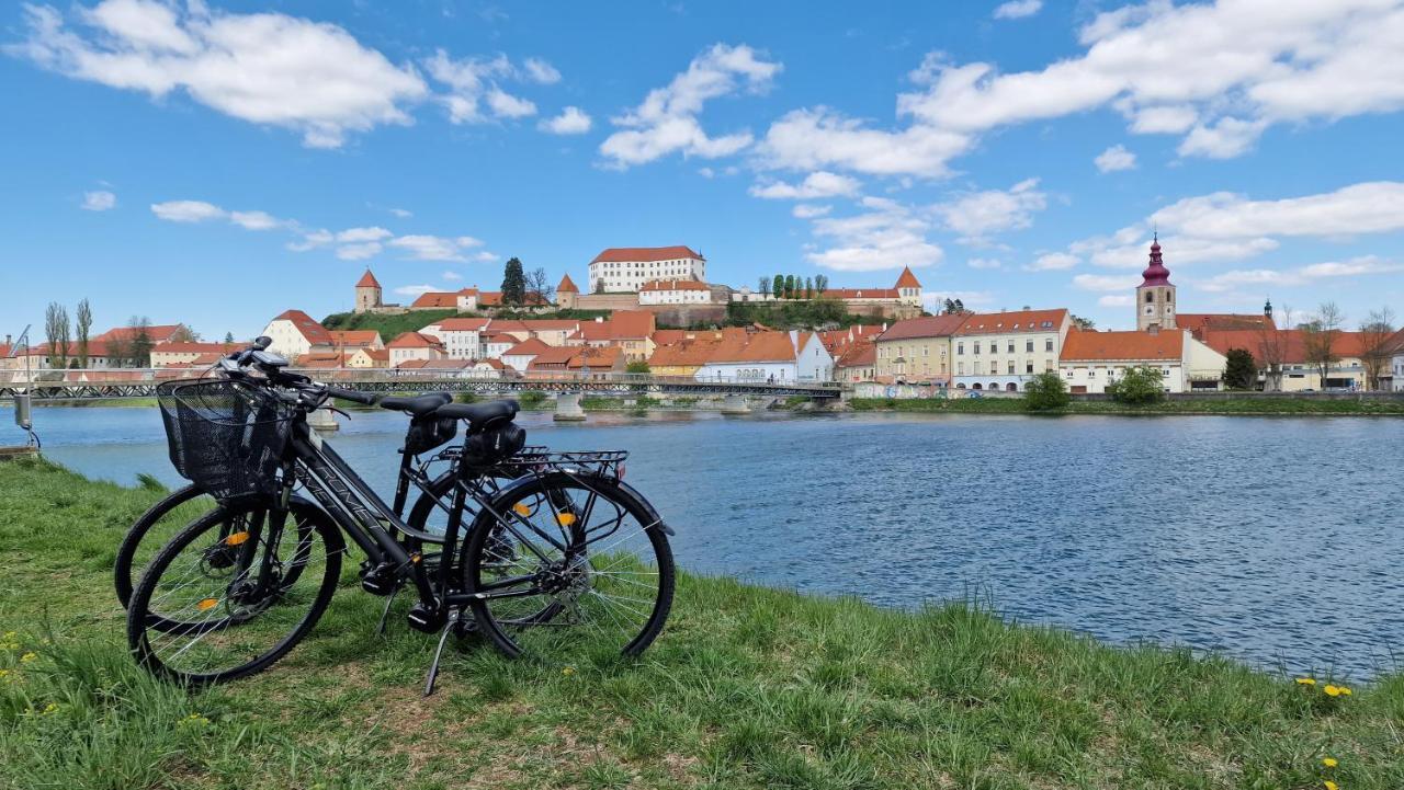 Hotel Pomaranca Ptuj Exterior foto